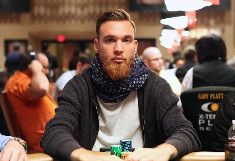 Fabian Quoss Fabian Quoss3434